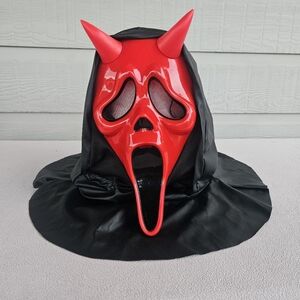 Ghostface Dead By Daylight Devil Face Mask Halloween Fun World OS Red Black
